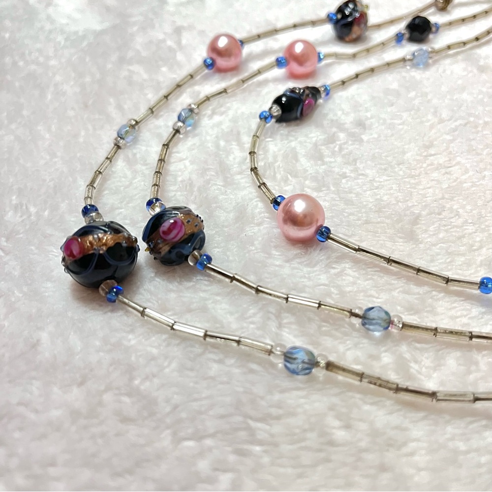 Vintage 3-strand Wedding Cake Beaded Necklace with Bugle Beads & Pink Pearls - Picture 10 of 15
